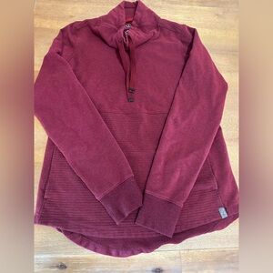 LL Bean Women’s Cranberry Sweatshirt with Fennel Neck Small